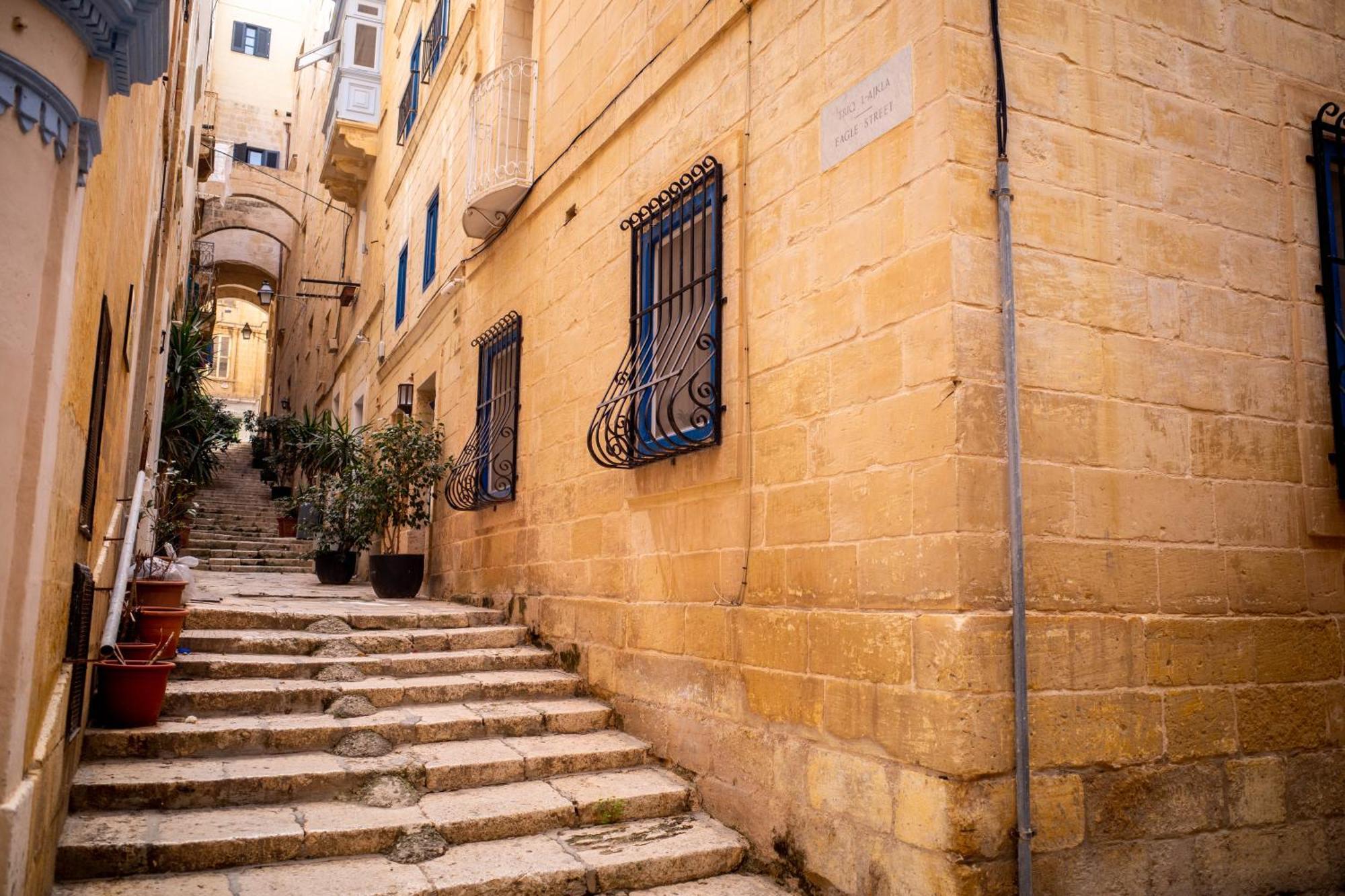 Blue Door * Valletta
